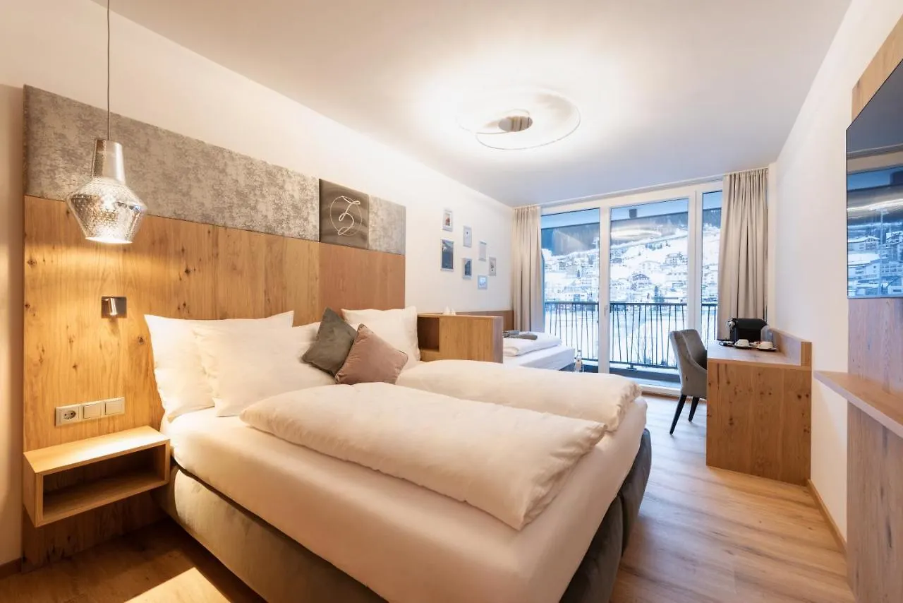 Hotel Zalwonder Ischgl 4*,