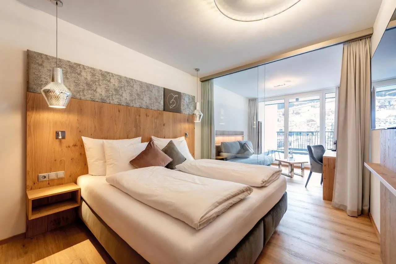 Hotel Zalwonder Ischgl 4*,